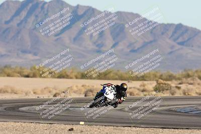 media/Dec-07-2025-CVMA (Sun) [[3e7d2de5dc]]/Race 16-Formula Middleweight/